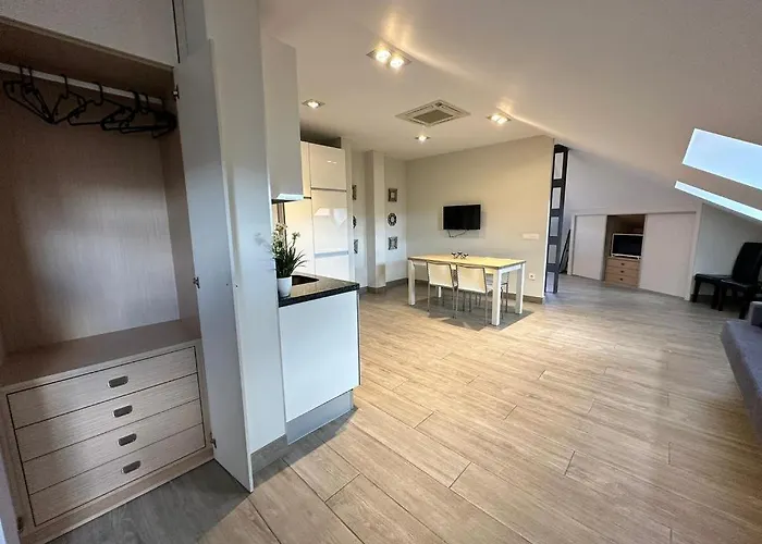 V Junto A Plazamayor Salamanque